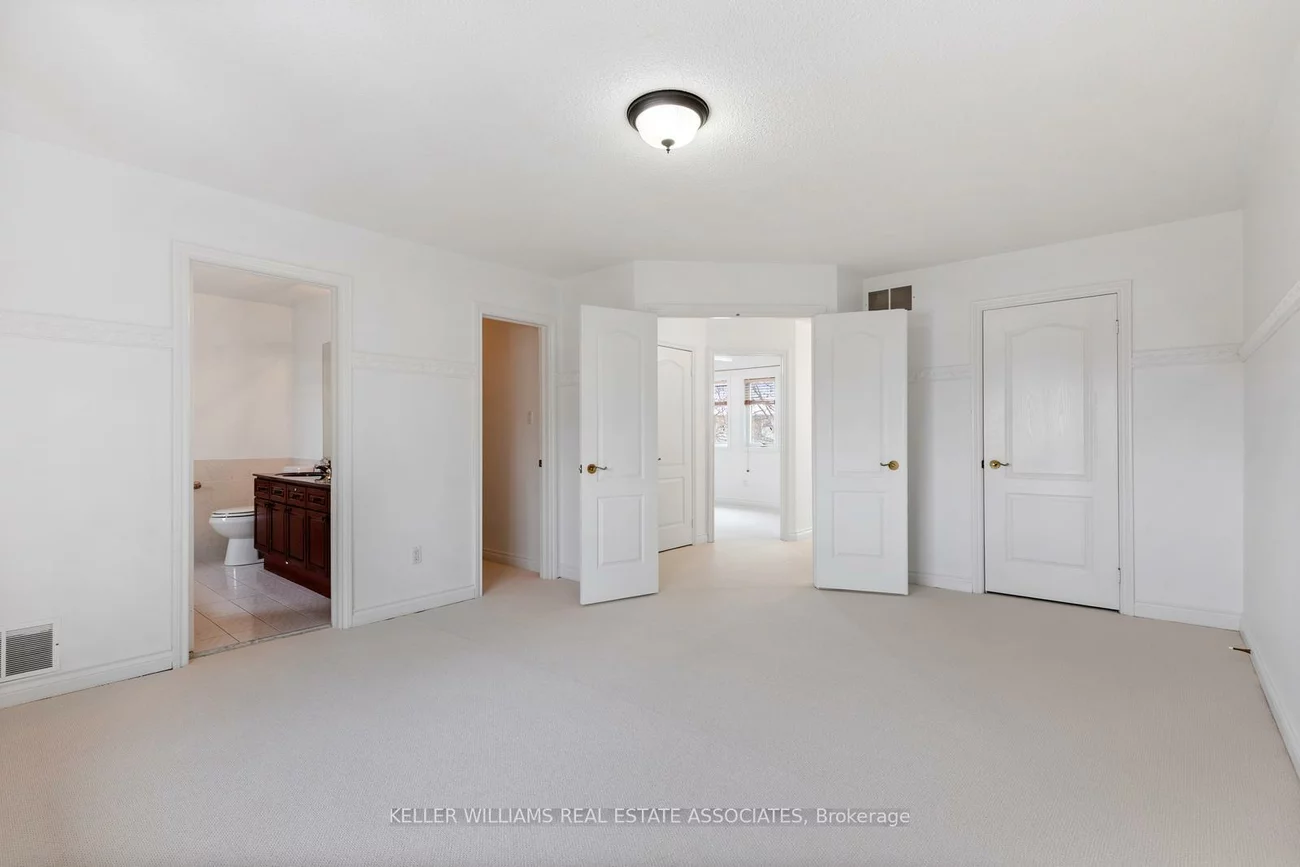 5480, Glen Erin, Central Erin Mills, Mississauga