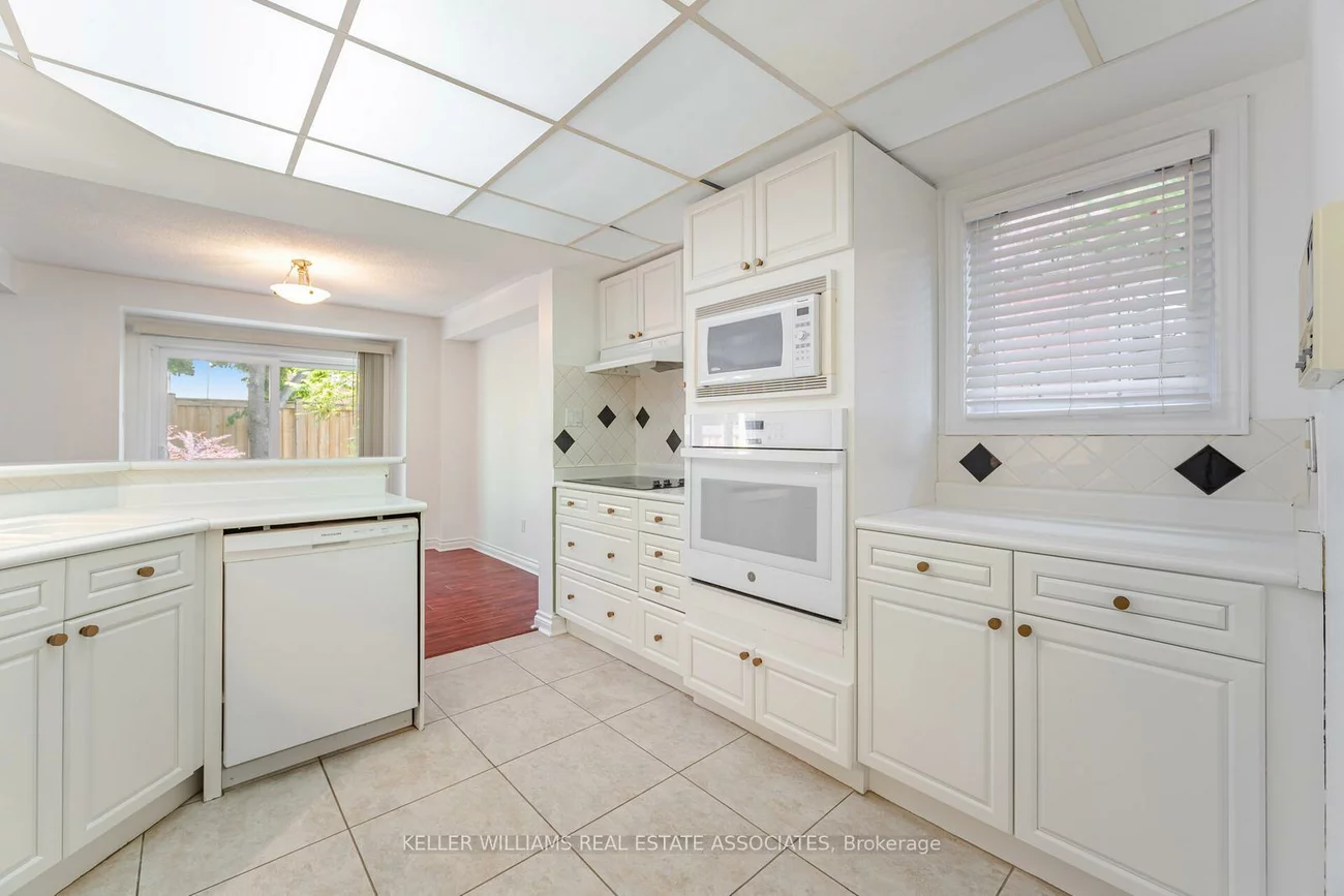 5480, Glen Erin, Central Erin Mills, Mississauga