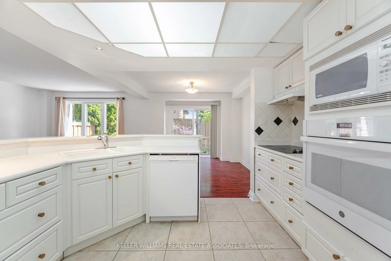 5480, Glen Erin, Central Erin Mills, Mississauga
