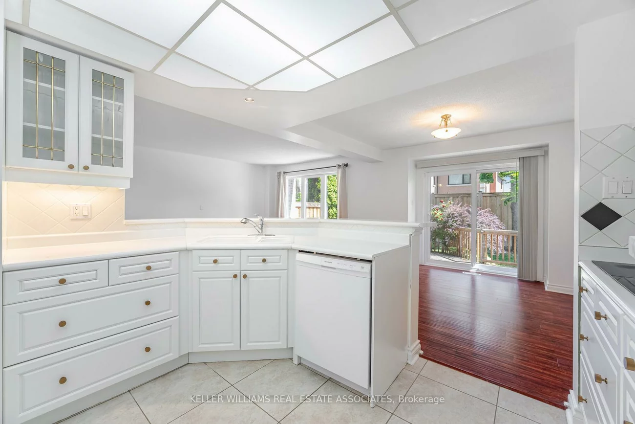 5480, Glen Erin, Central Erin Mills, Mississauga