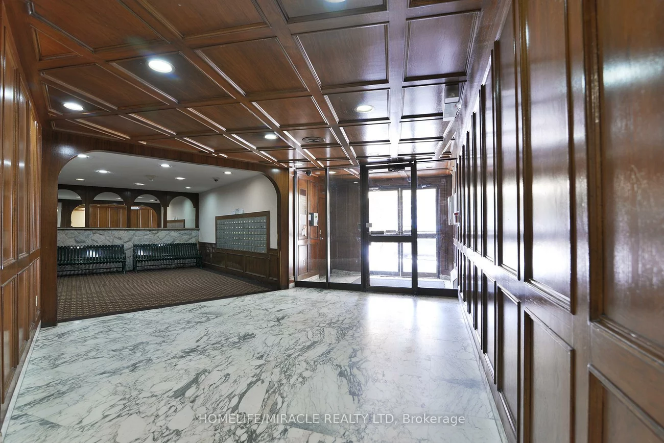 3577, Derry, Malton, Mississauga
