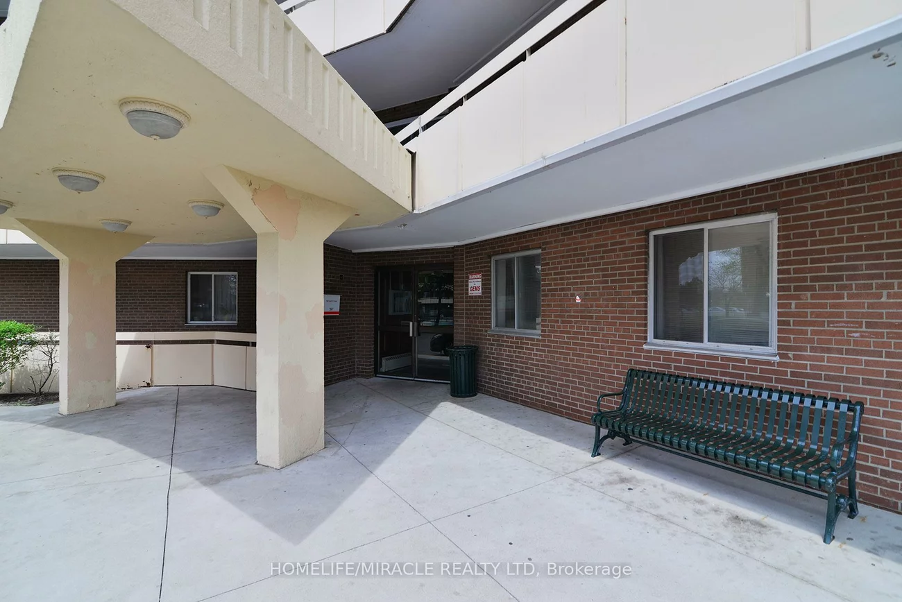 3577, Derry, Malton, Mississauga