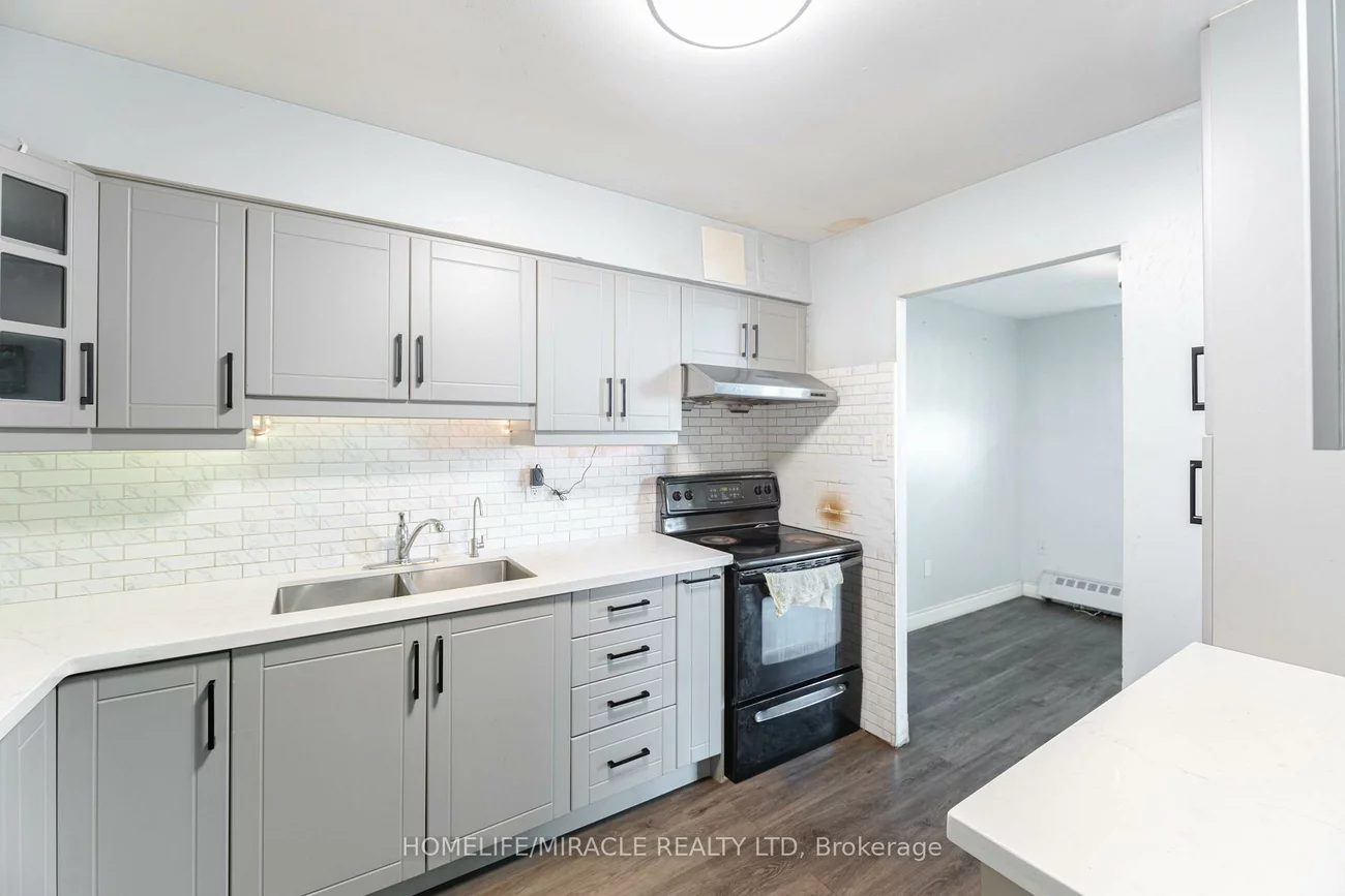 3577, Derry, Malton, Mississauga