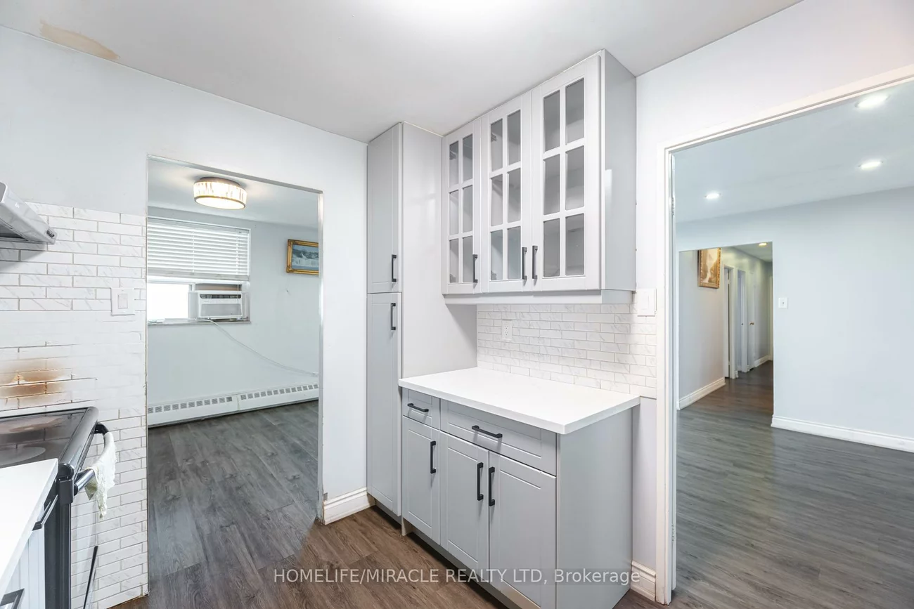 3577, Derry, Malton, Mississauga
