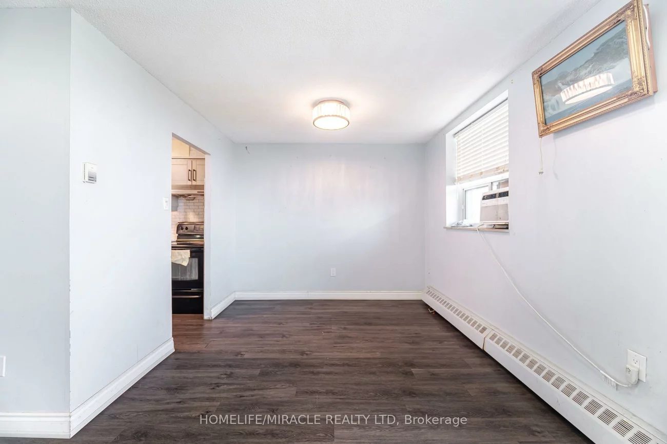 3577, Derry, Malton, Mississauga
