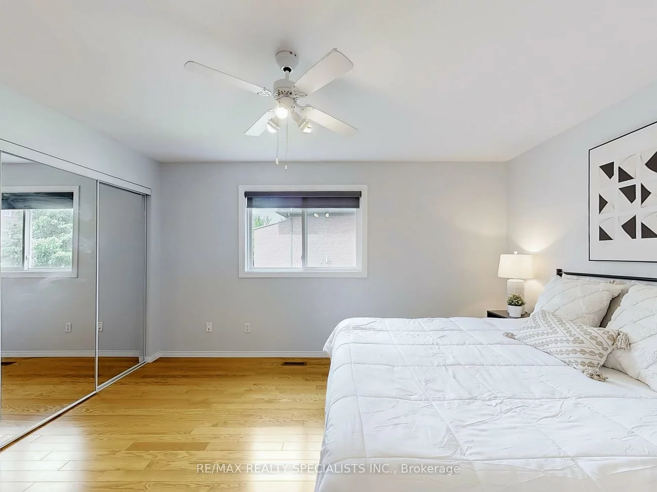 2945, Thomas, Central Erin Mills, Mississauga