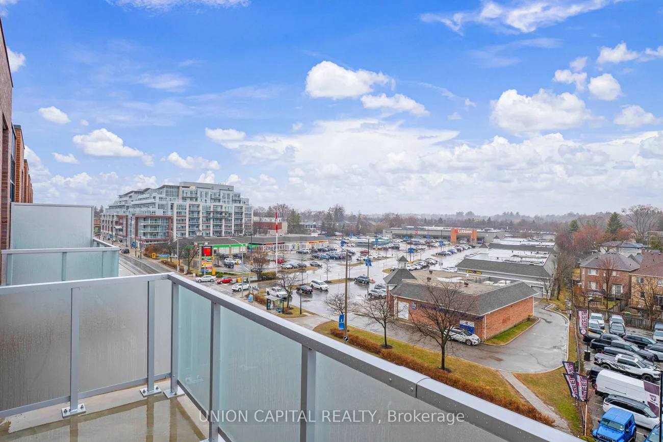 215, Lakeshore, Port Credit, Mississauga