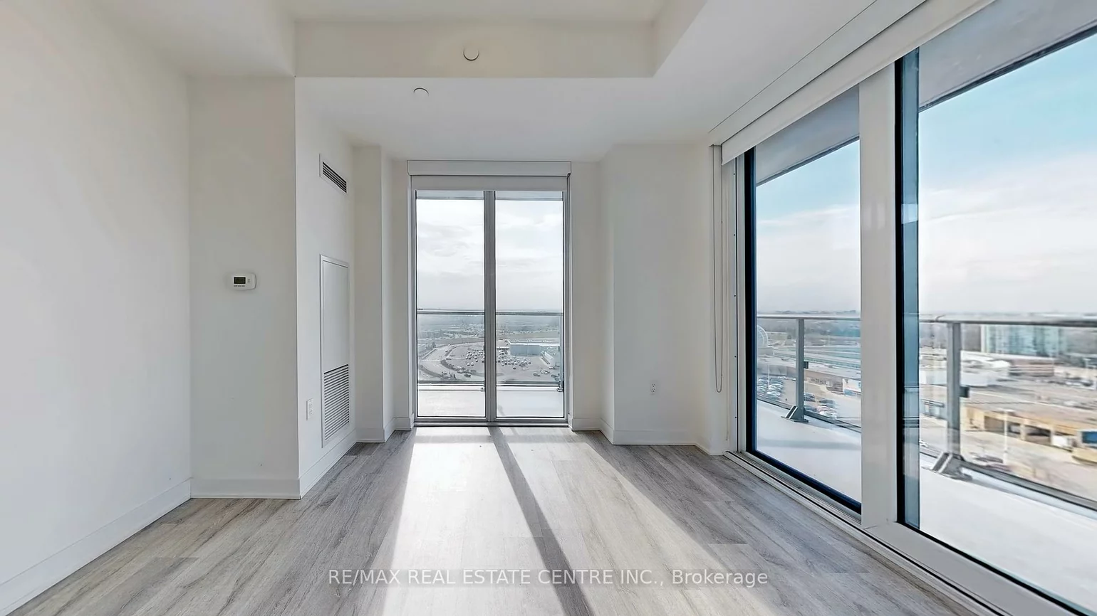 4655, Metcalfe, Central Erin Mills, Mississauga