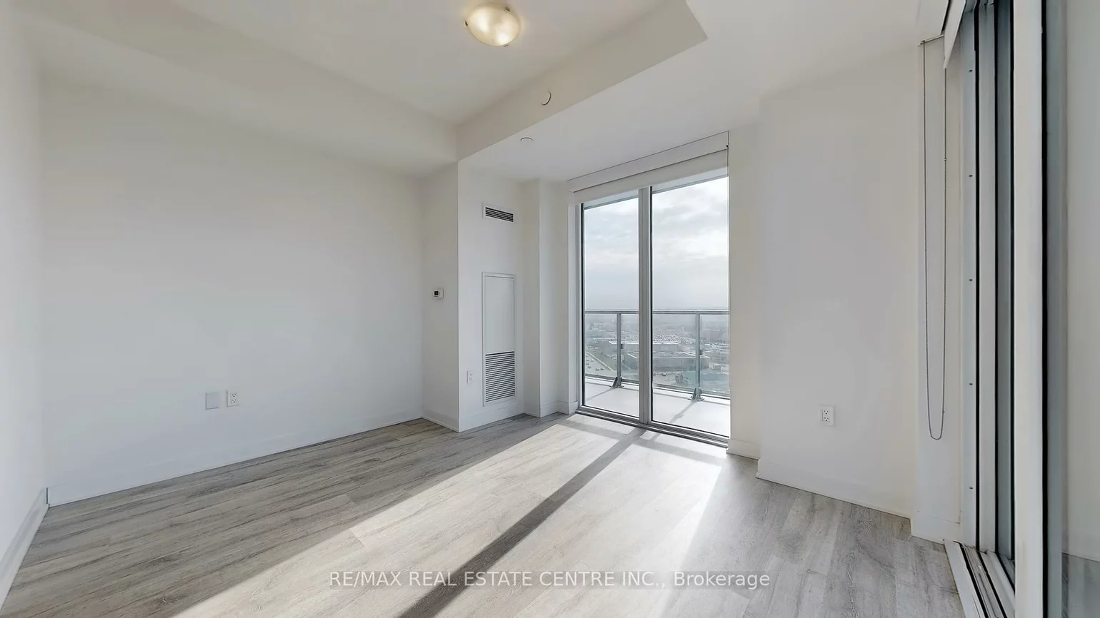 4655, Metcalfe, Central Erin Mills, Mississauga