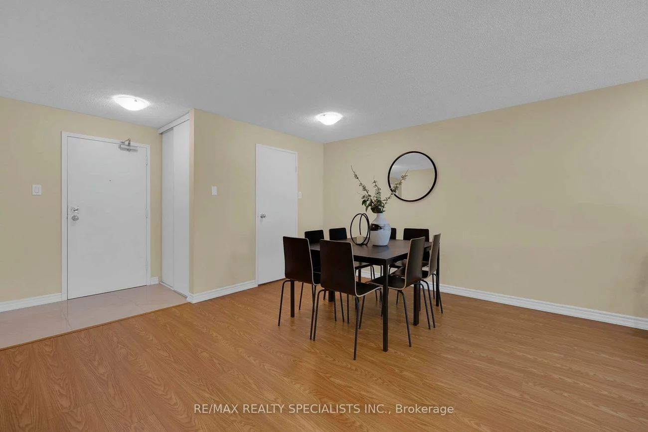 35, Trailwood, Hurontario, Mississauga