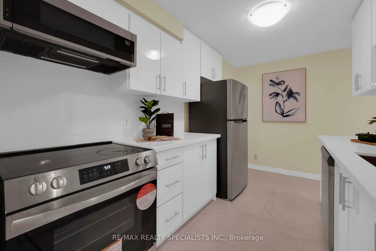 35, Trailwood, Hurontario, Mississauga
