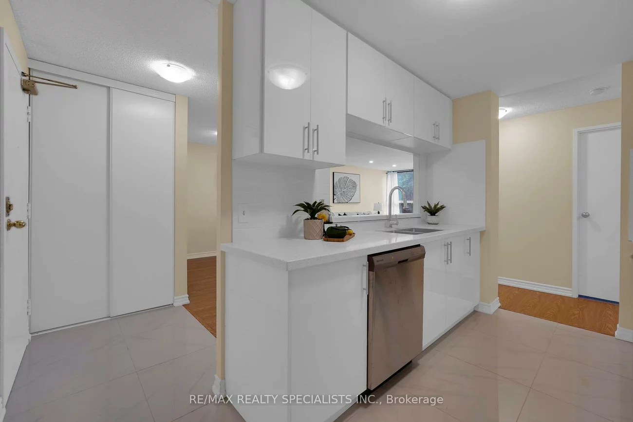 35, Trailwood, Hurontario, Mississauga