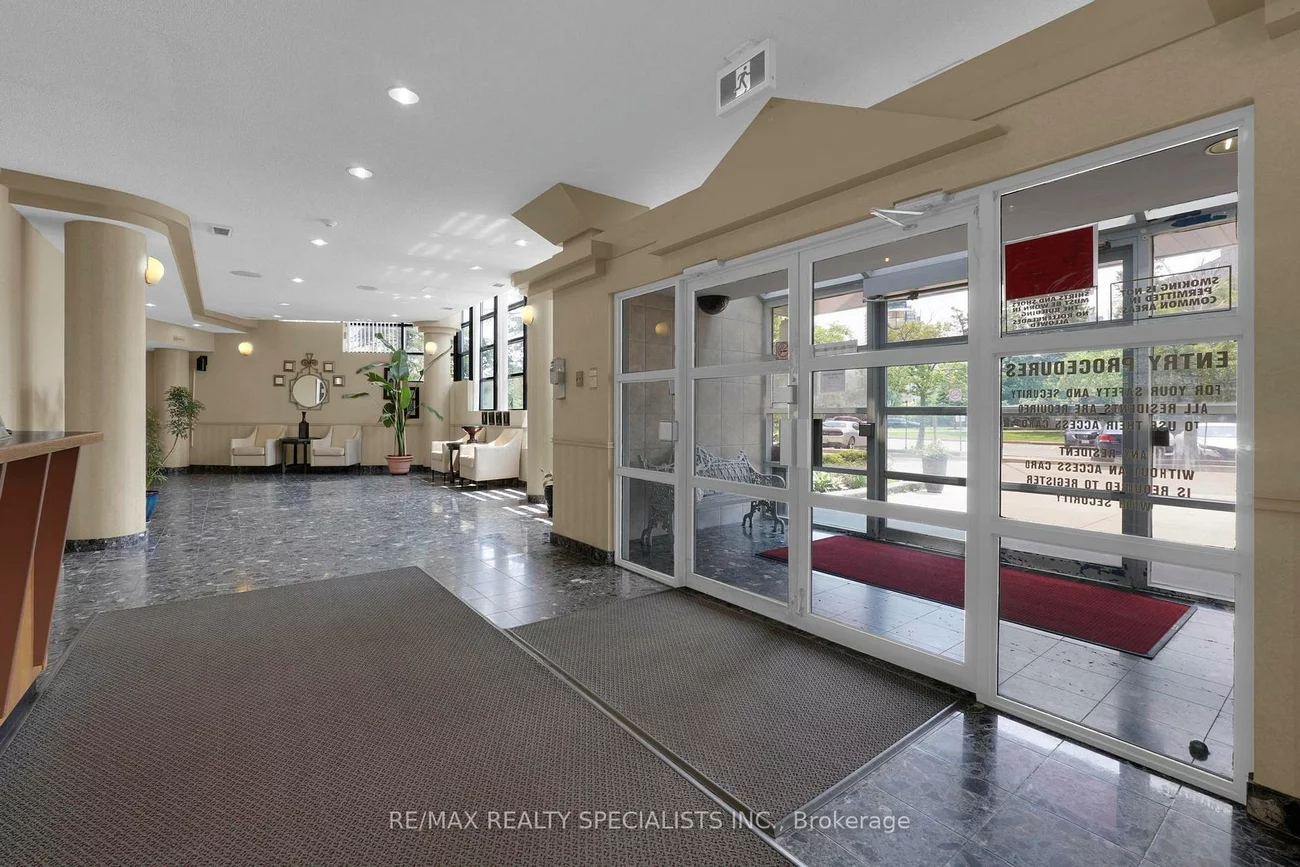 35, Trailwood, Hurontario, Mississauga
