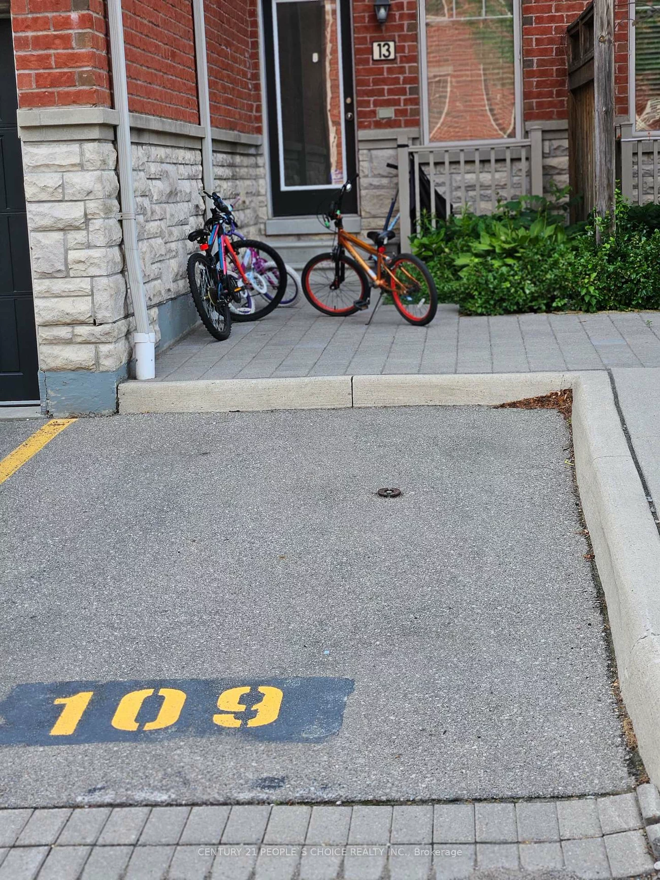 3200, Bentley, Churchill Meadows, Mississauga