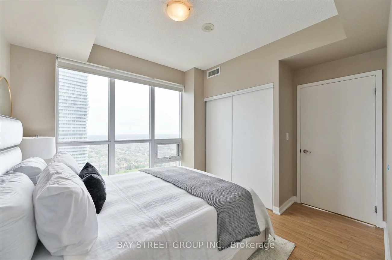 4011, Brickstone, City Centre, Mississauga