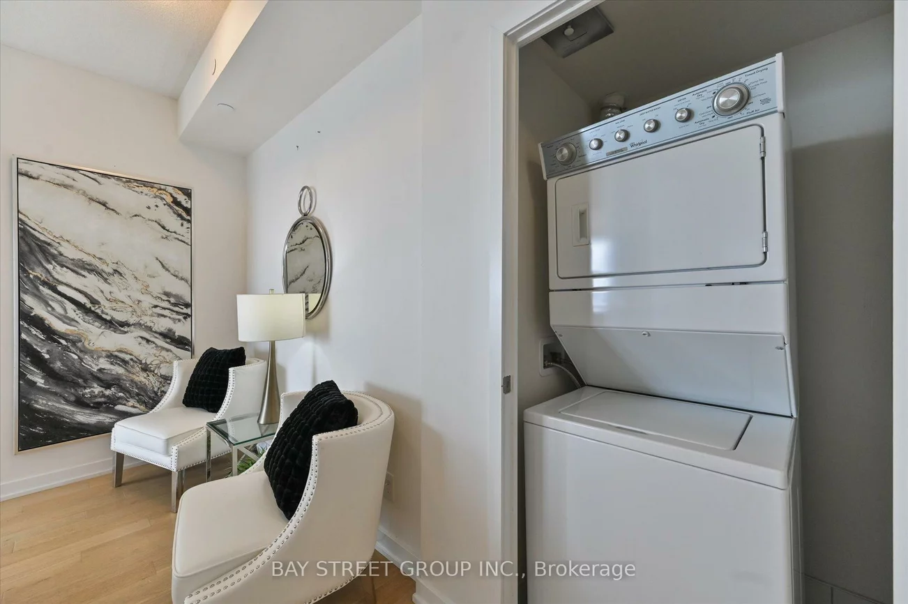4011, Brickstone, City Centre, Mississauga