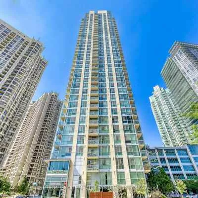 225, Webb, City Centre, Mississauga