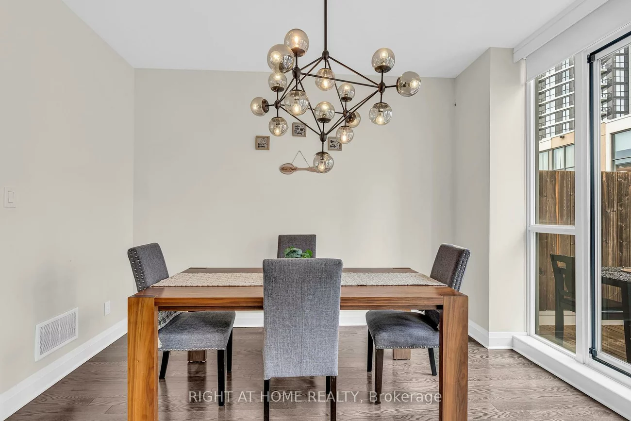 5040, Four Springs, Hurontario, Mississauga