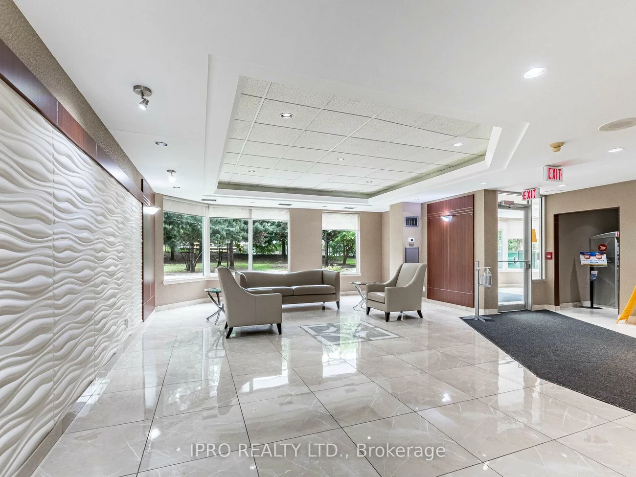 135, Hillcrest, Cooksville, Mississauga