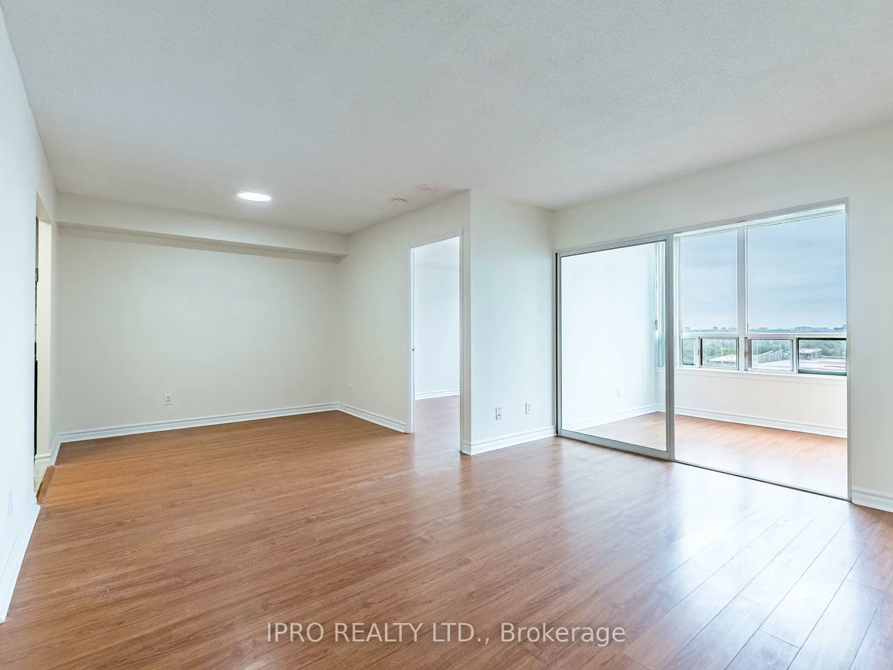135, Hillcrest, Cooksville, Mississauga
