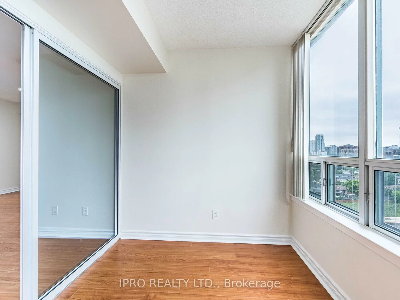 135, Hillcrest, Cooksville, Mississauga