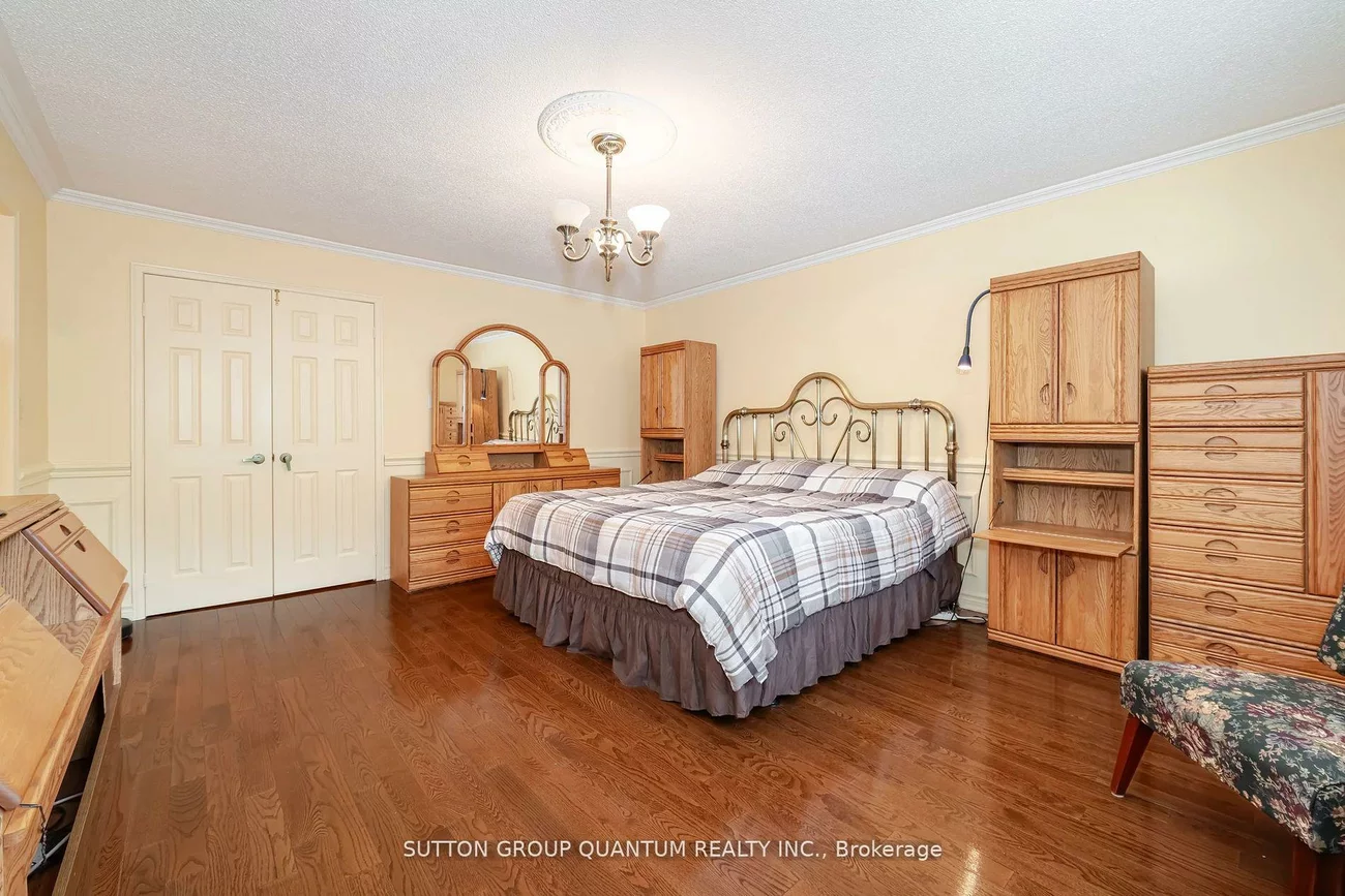 1200, Walden, Clarkson, Mississauga