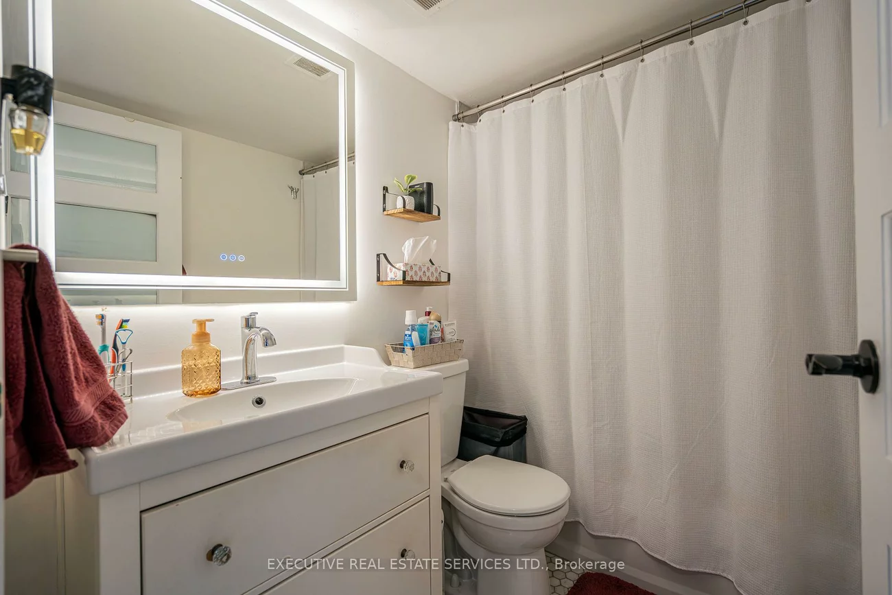 3590, Kaneff, Mississauga Valleys, Mississauga