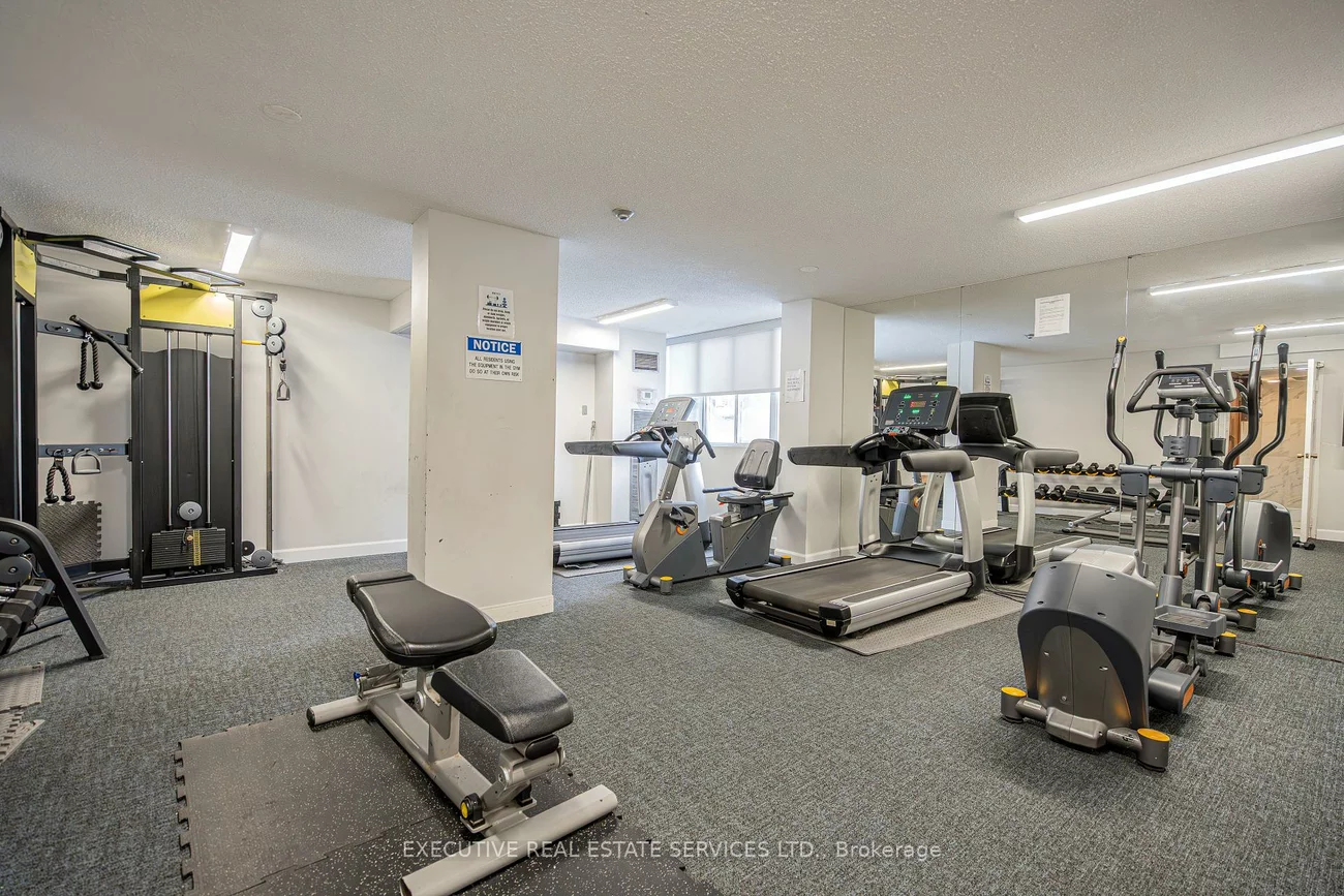3590, Kaneff, Mississauga Valleys, Mississauga