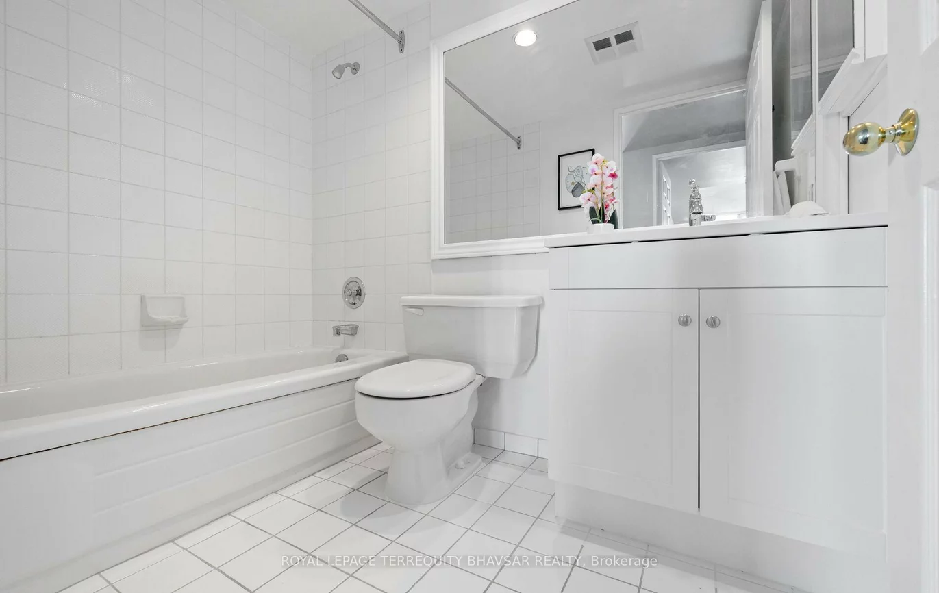 4450, Tucana, Hurontario, Mississauga