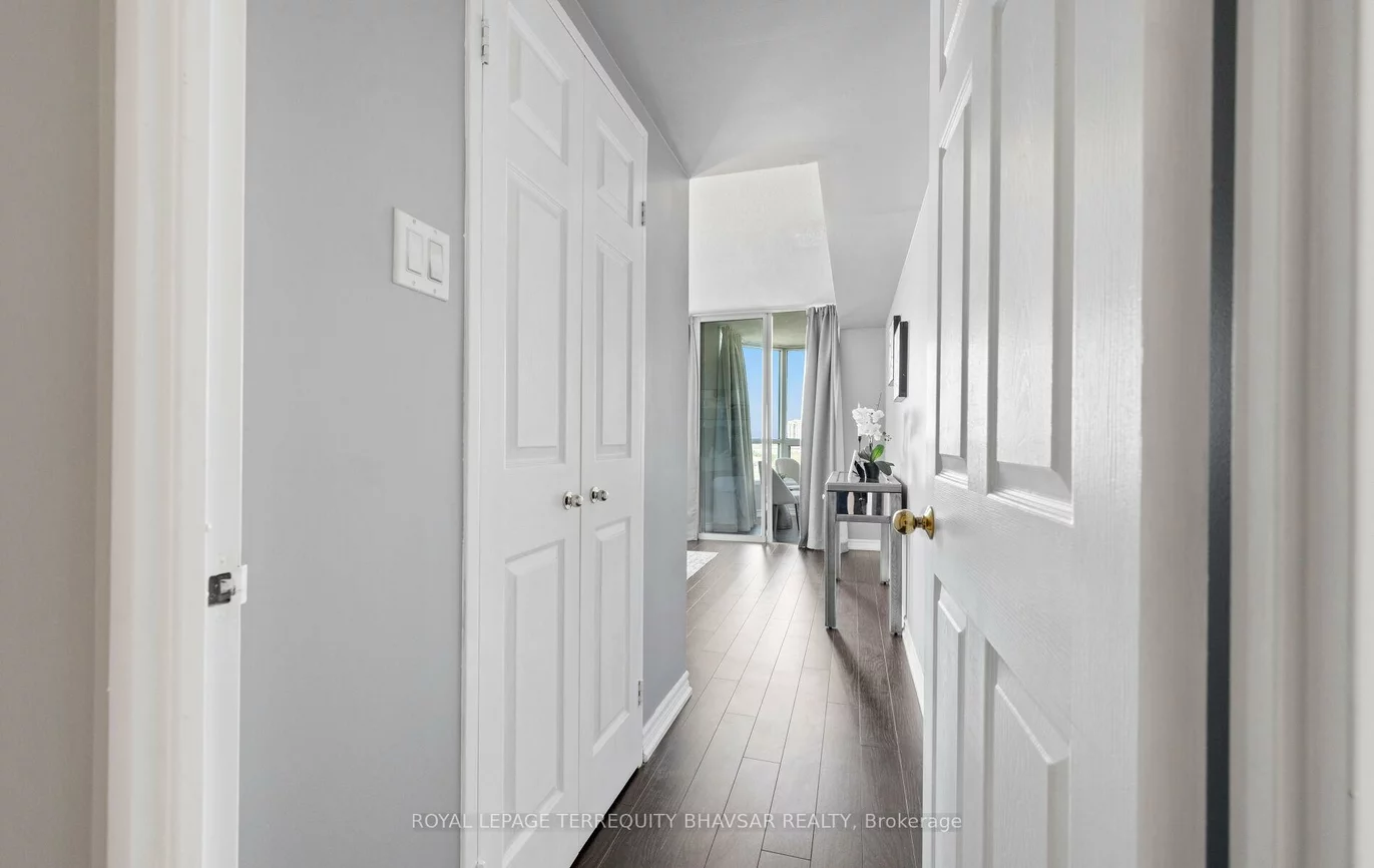 4450, Tucana, Hurontario, Mississauga