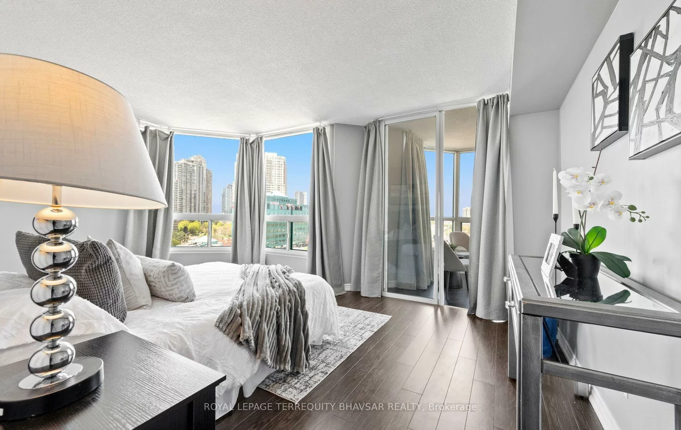 4450, Tucana, Hurontario, Mississauga