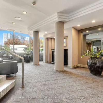 4450, Tucana, Hurontario, Mississauga