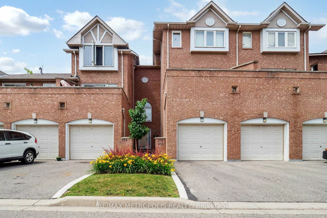 99, Bristol, Hurontario, Mississauga