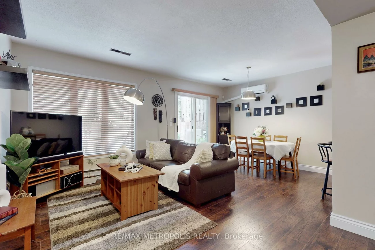 99, Bristol, Hurontario, Mississauga