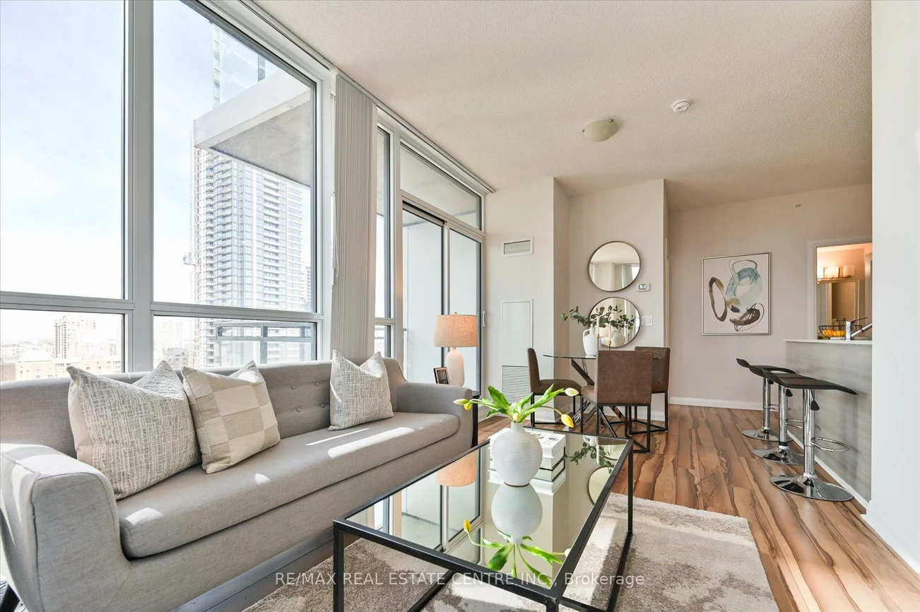 55, Eglinton, Hurontario, Mississauga