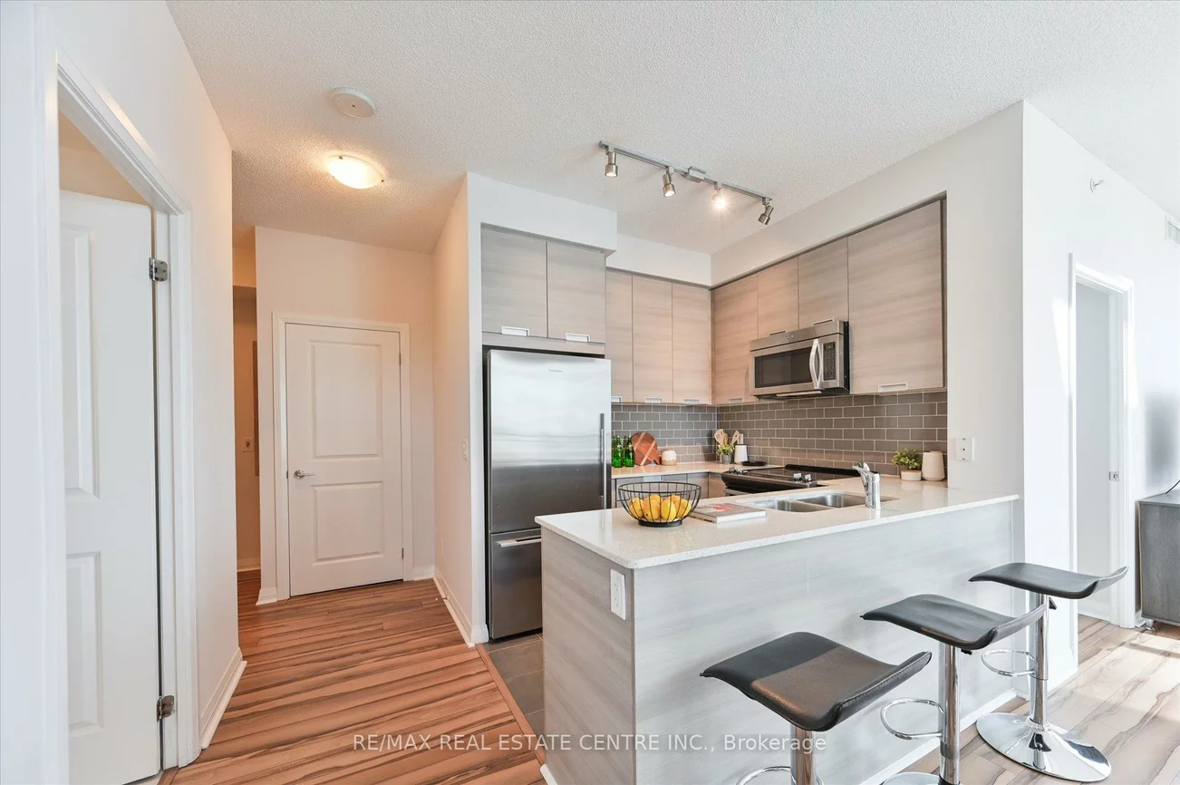 55, Eglinton, Hurontario, Mississauga