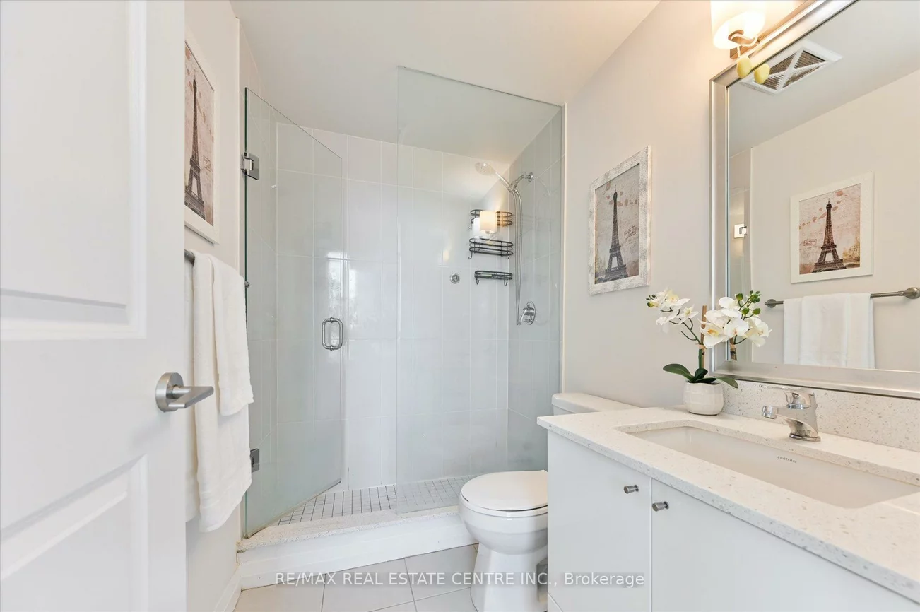55, Eglinton, Hurontario, Mississauga