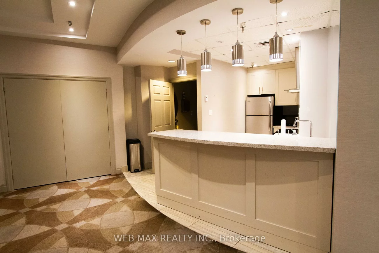 50, Eglinton, Hurontario, Mississauga