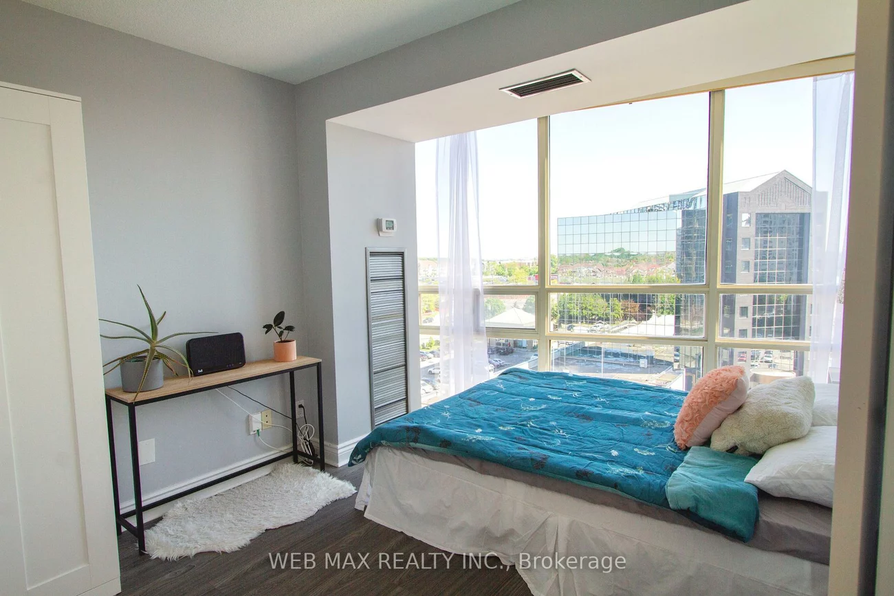 50, Eglinton, Hurontario, Mississauga