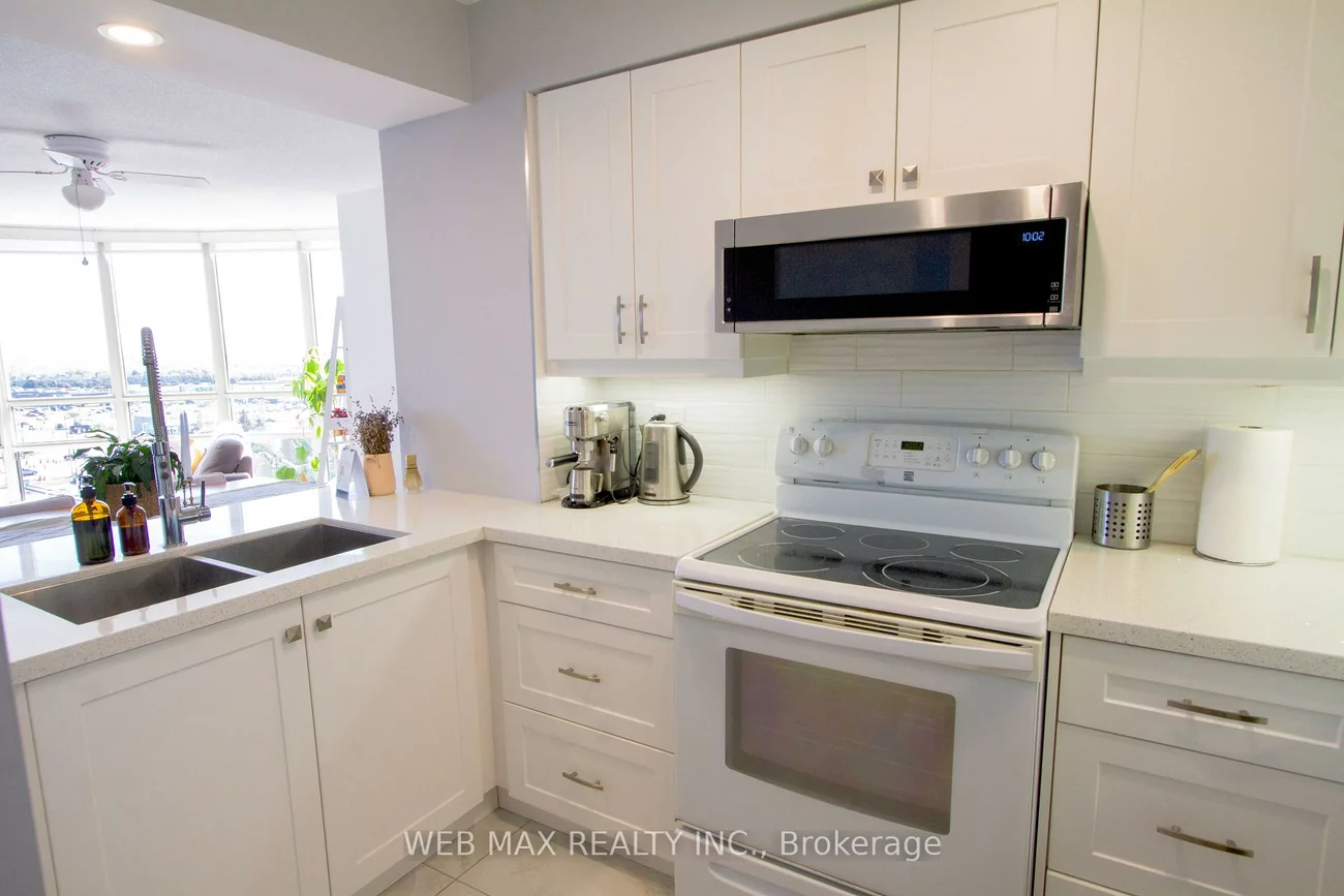 50, Eglinton, Hurontario, Mississauga