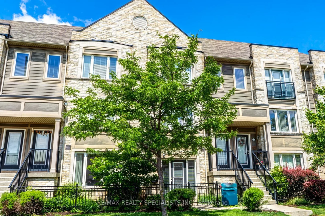 2915, Hazelton, Central Erin Mills, Mississauga