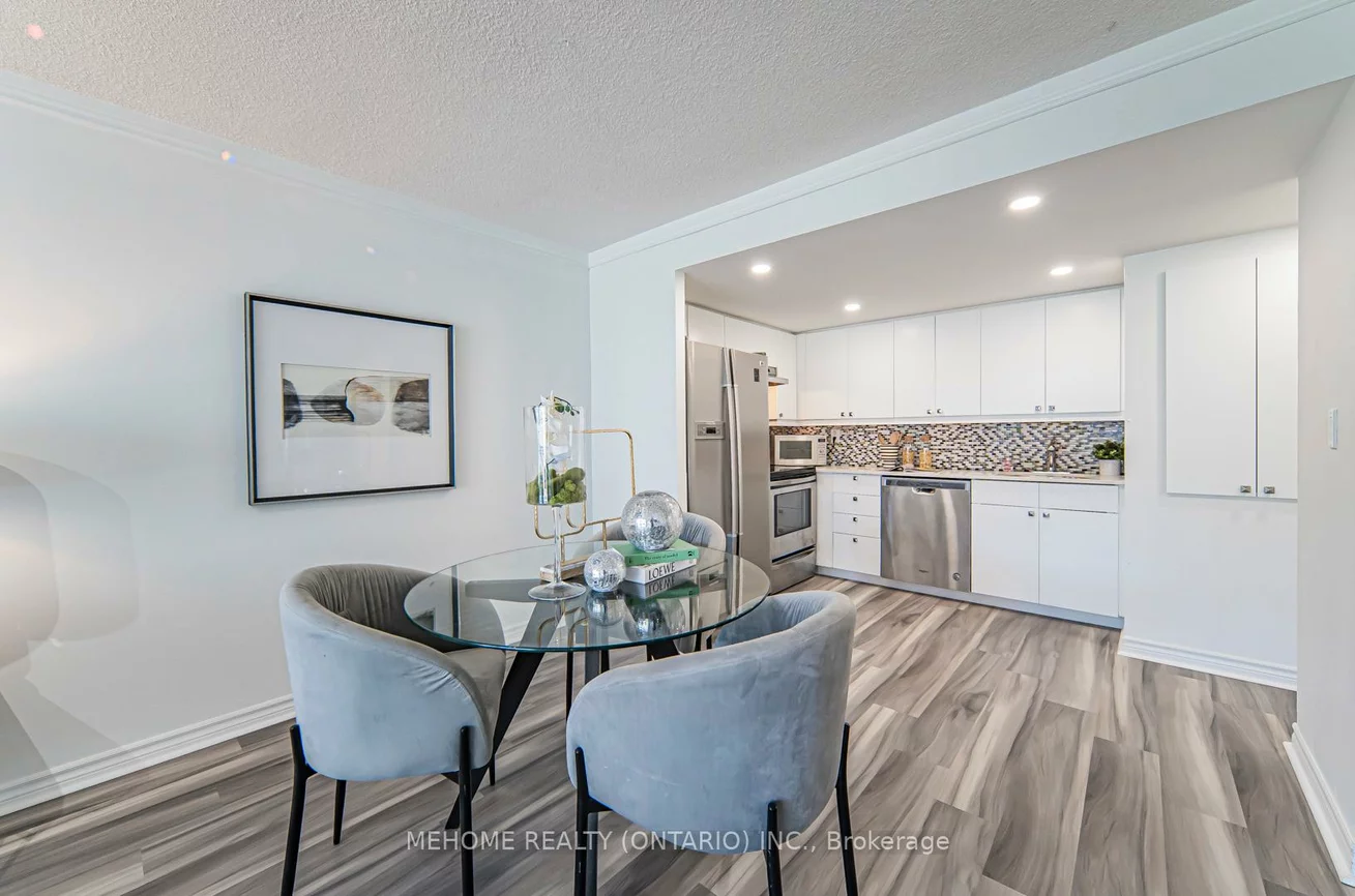 2091, Hurontario, Cooksville, Mississauga