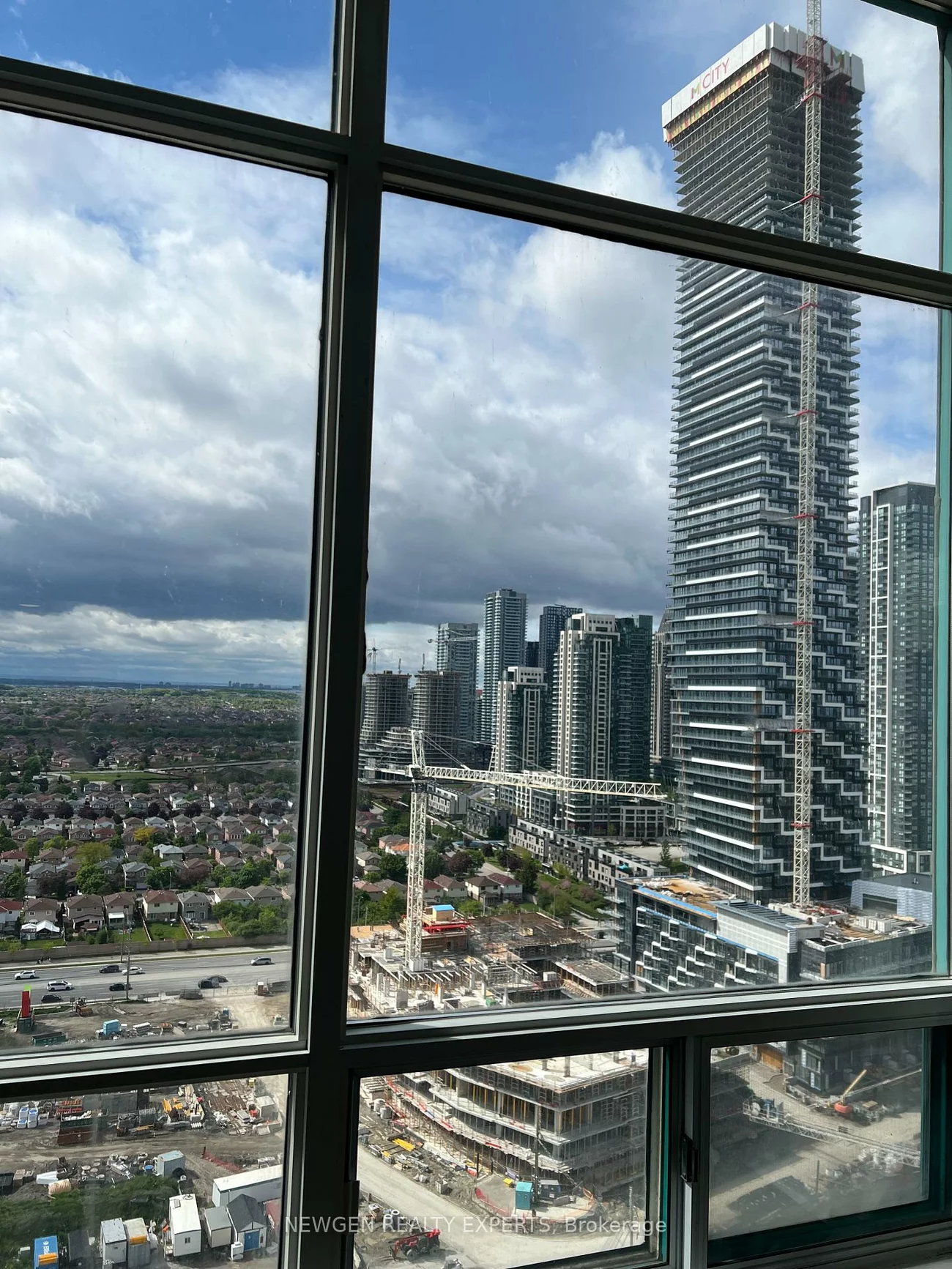 550, Webb, City Centre, Mississauga