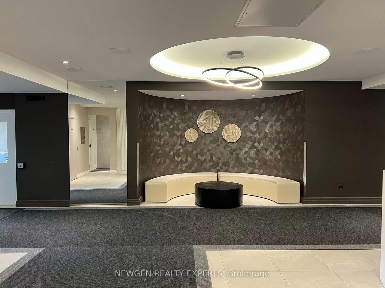 550, Webb, City Centre, Mississauga