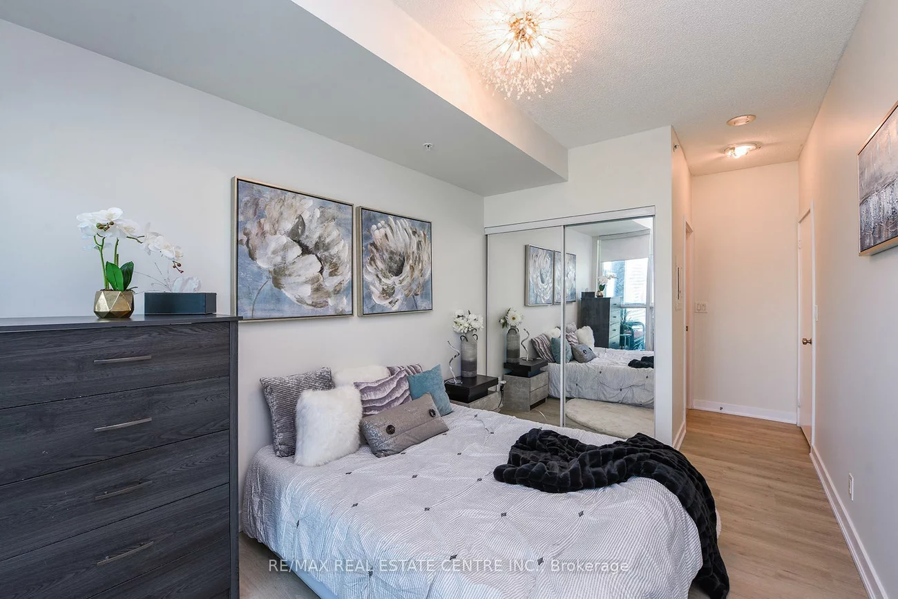 3985, Grand Park, City Centre, Mississauga