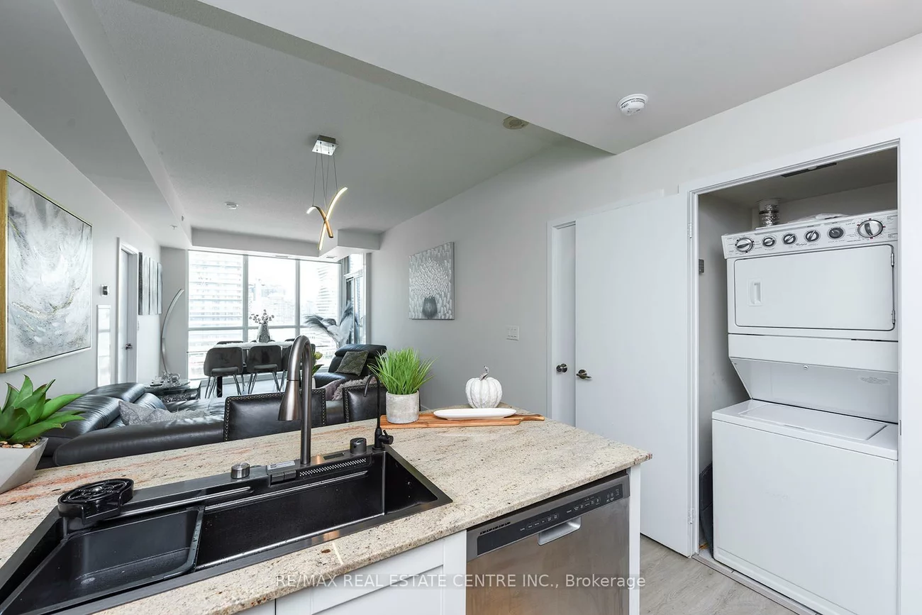 3985, Grand Park, City Centre, Mississauga