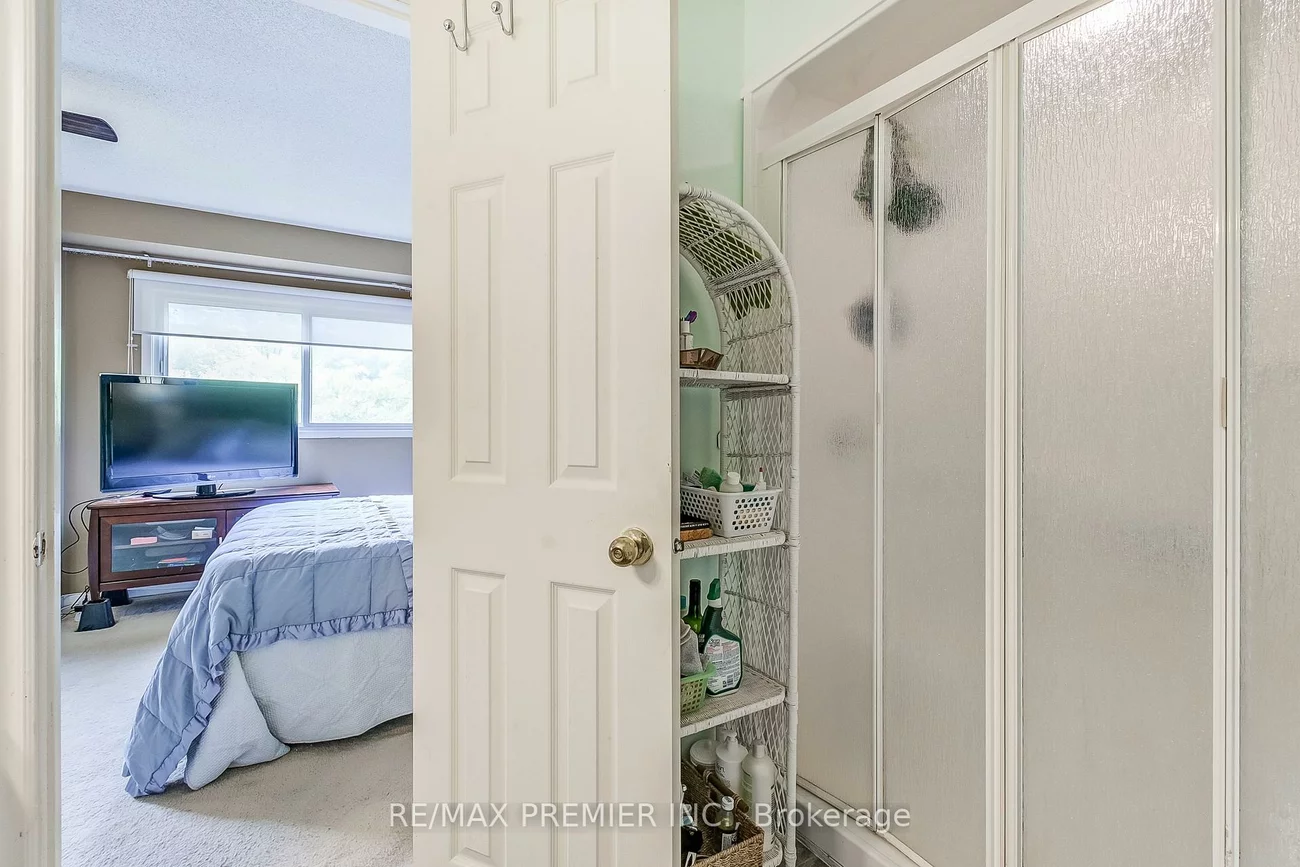 3600, Colonial, Erin Mills, Mississauga