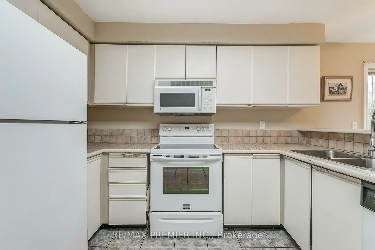 3600, Colonial, Erin Mills, Mississauga