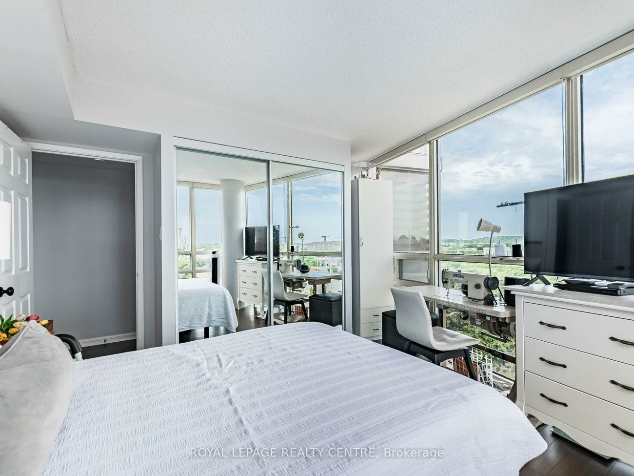 50, Eglinton, Hurontario, Mississauga