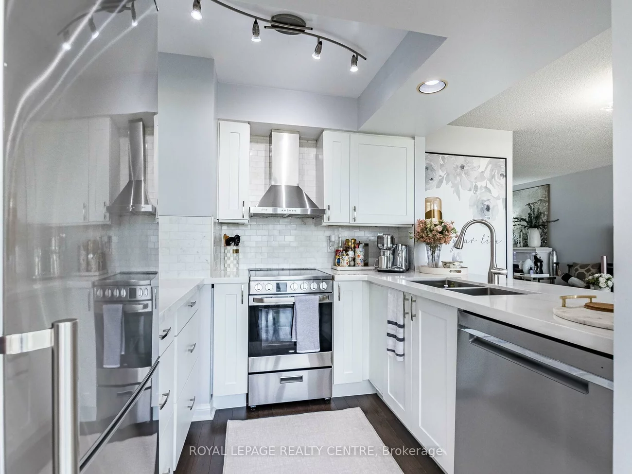 50, Eglinton, Hurontario, Mississauga
